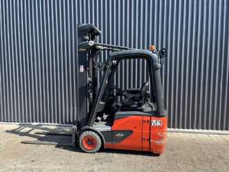 Használt targonca LINDE E14-02 ELEKTRO DREIRADFRONTSTAPLER (13062473)