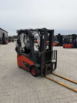 Használt targonca LINDE E14-02 ELEKTRO DREIRADFRONTSTAPLER (13073243)