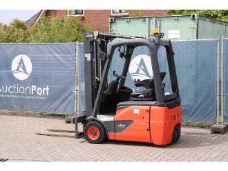 Használt targonca LINDE E14-02 ELEKTRO VIERRADFRONTSTAPLER (13041279)