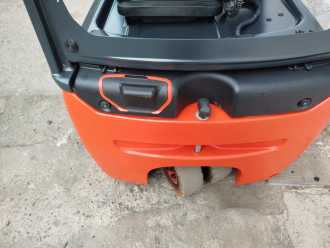 Használt targonca LINDE E14-02 EVO Lit ELEKTRO DREIRADFRONTSTAPLER (13075211)