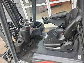 Használt targonca LINDE E14 ELEKTRO DREIRADFRONTSTAPLER (13074090)