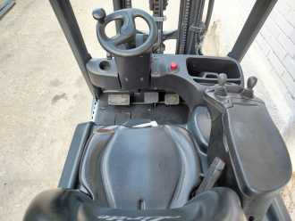 Használt targonca LINDE E14 EVO LI-ON ELEKTRO DREIRADFRONTSTAPLER (13067333)