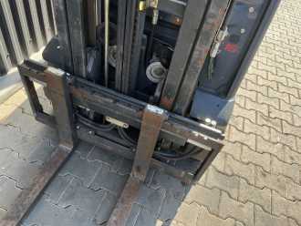 Használt targonca LINDE E16-02 ELEKTRO DREIRADFRONTSTAPLER (13058673)