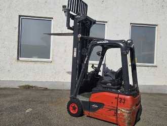 Használt targonca LINDE E16-02 Evo ELEKTRO DREIRADFRONTSTAPLER (13067895)
