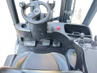 Használt targonca LINDE E16C Li-ion Dri ELEKTRO DREIRADFRONTSTAPLER (13067397)