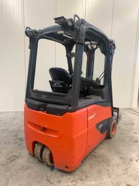 Használt targonca LINDE E16H ELEKTRO DREIRADFRONTSTAPLER (13056942)