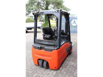 Használt targonca LINDE E16L-02 ELEKTRO VIERRADFRONTSTAPLER (13059795)