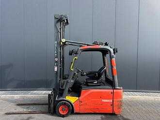 Használt targonca LINDE E16L ELEKTRO DREIRADFRONTSTAPLER (13072411) backdrop