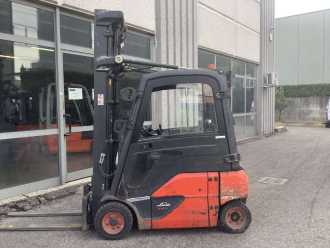 Használt targonca LINDE E16P-02 ELEKTRO VIERRADFRONTSTAPLER (13053614)