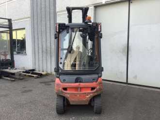 Használt targonca LINDE E16P-02 ELEKTRO VIERRADFRONTSTAPLER (13053616)