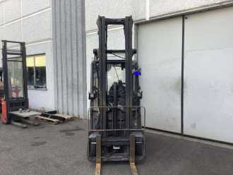 Használt targonca LINDE E16P-02 ELEKTRO VIERRADFRONTSTAPLER (13053616)