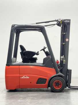 Használt targonca LINDE E18-01-386 ELEKTRO DREIRADFRONTSTAPLER (13070204)