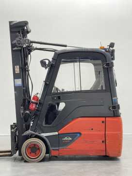 Használt targonca LINDE E18-02-383-LI-ION ELEKTRO DREIRADFRONTSTAPLER (13047878)