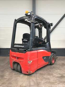 Használt targonca LINDE E18-02 EVO ELEKTRO DREIRADFRONTSTAPLER (12879855)