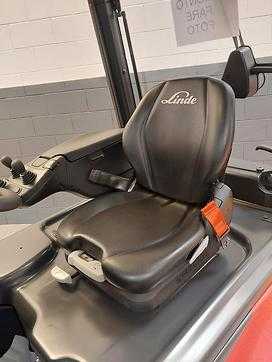 Használt targonca LINDE E18 PH ELEKTRO VIERRADFRONTSTAPLER (13032487)