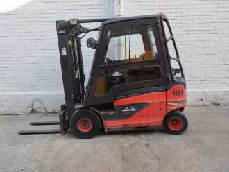 Használt targonca LINDE E20-01/600 ELEKTRO VIERRADFRONTSTAPLER (13055486)