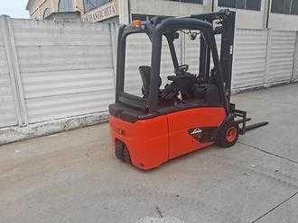 Használt targonca LINDE E20 ELEKTRO DREIRADFRONTSTAPLER (13058773)