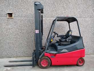 Használt targonca LINDE E20 ELEKTRO VIERRADFRONTSTAPLER (13067301)