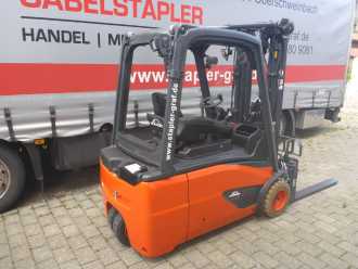 Használt targonca LINDE E20L ELEKTRO DREIRADFRONTSTAPLER (12903539)