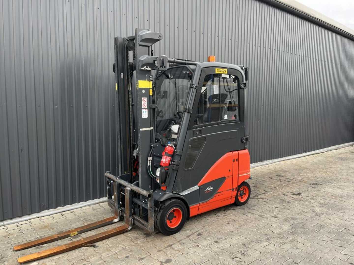 Használt targonca LINDE E20PH-02 ELEKTRO VIERRADFRONTSTAPLER (13067536)