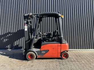 Használt targonca LINDE E20PL-02 ELEKTRO VIERRADFRONTSTAPLER (13070469)