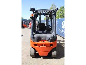 Használt targonca LINDE E25-01 ELEKTRO VIERRADFRONTSTAPLER (13041369)