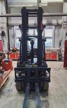 Használt targonca LINDE E25 ELEKTRO VIERRADFRONTSTAPLER (13051255)