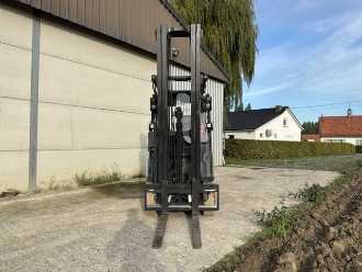 Használt targonca LINDE E25 ELEKTRO VIERRADFRONTSTAPLER (13073394)