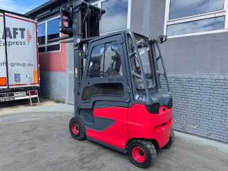 Használt targonca LINDE E25H-01/600 /Baujahr 2017 / Stunden 9044 HH 7,53M ELEKTRO VIERRADFRONTSTAPLER (13065174)