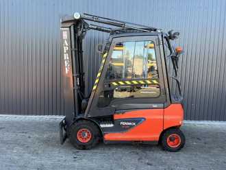 Használt targonca LINDE E25L-01 ELEKTRO VIERRADFRONTSTAPLER (13061052)
