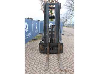 Használt targonca LINDE E30-01 ELEKTRO VIERRADFRONTSTAPLER (13041364)
