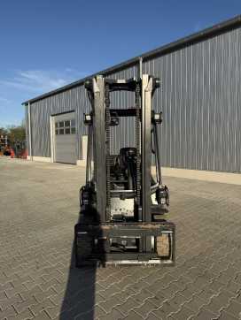 Használt targonca LINDE E30 1252 ELEKTRO VIERRADFRONTSTAPLER (13070197)