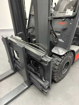 Használt targonca LINDE E30-387-01 ELEKTRO VIERRADFRONTSTAPLER (13028615)