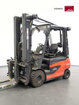 Használt targonca LINDE E30-387-01 ELEKTRO VIERRADFRONTSTAPLER (13044876) backdrop