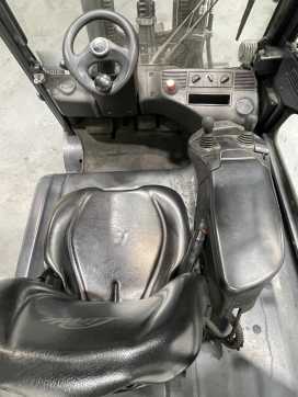 Használt targonca LINDE E30L-01-387 ELEKTRO VIERRADFRONTSTAPLER (13069052)