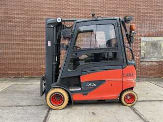 Használt targonca LINDE E35HL-01 ELEKTRO VIERRADFRONTSTAPLER (13072018)
