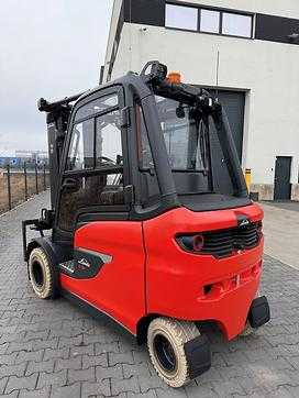 Használt targonca LINDE E35HL/1252-01 ELEKTRO VIERRADFRONTSTAPLER (12945266)