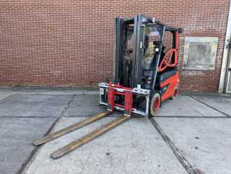 Használt targonca LINDE E35L-01 ELEKTRO VIERRADFRONTSTAPLER (13069822)