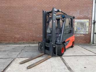 Használt targonca LINDE E35L-01 ELEKTRO VIERRADFRONTSTAPLER (13070516)