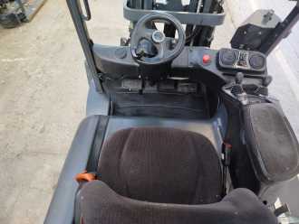 Használt targonca LINDE E50HL-01/600 ELEKTRO VIERRADFRONTSTAPLER (13055517)