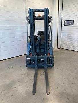 Használt targonca LINDE EG16P/1275-02 ELEKTRO VIERRADFRONTSTAPLER (12885369)