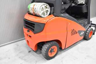 Használt targonca LINDE H 20 T - 01 /58839/ GAS VIERRADFRONTSTAPLER (13066182)