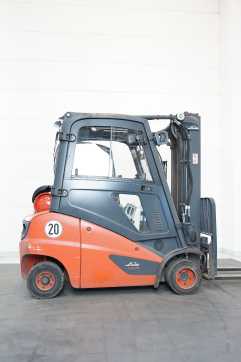 Használt targonca LINDE H 20 T 391-02 GAS VIERRADFRONTSTAPLER (13042796)