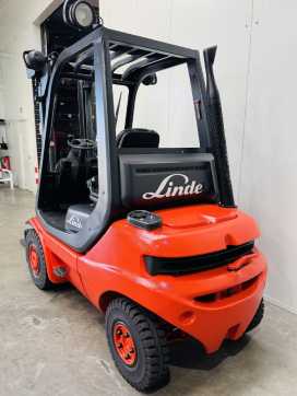 Használt targonca LINDE H 25 D-03 original 2126h DIESEL VIERRADFRONTSTAPLER (13073428)