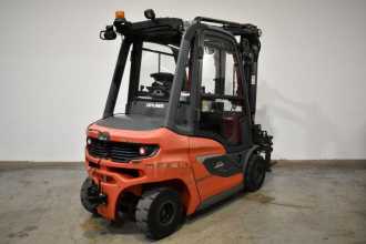 Használt targonca LINDE H 25 D 1202-01 DIESEL VIERRADFRONTSTAPLER (13073520)