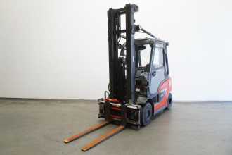 Használt targonca LINDE H 25 T 1202 GAS VIERRADFRONTSTAPLER (13072280) backdrop