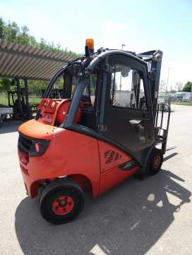 Használt targonca LINDE H 25 T GAS VIERRADFRONTSTAPLER (13076078)
