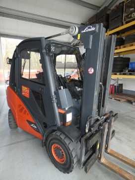 Használt targonca LINDE H 30 D DIESEL VIERRADFRONTSTAPLER (13076046)