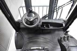 Használt targonca LINDE H 40 D - 02 /57732/ DIESEL VIERRADFRONTSTAPLER (13049069)