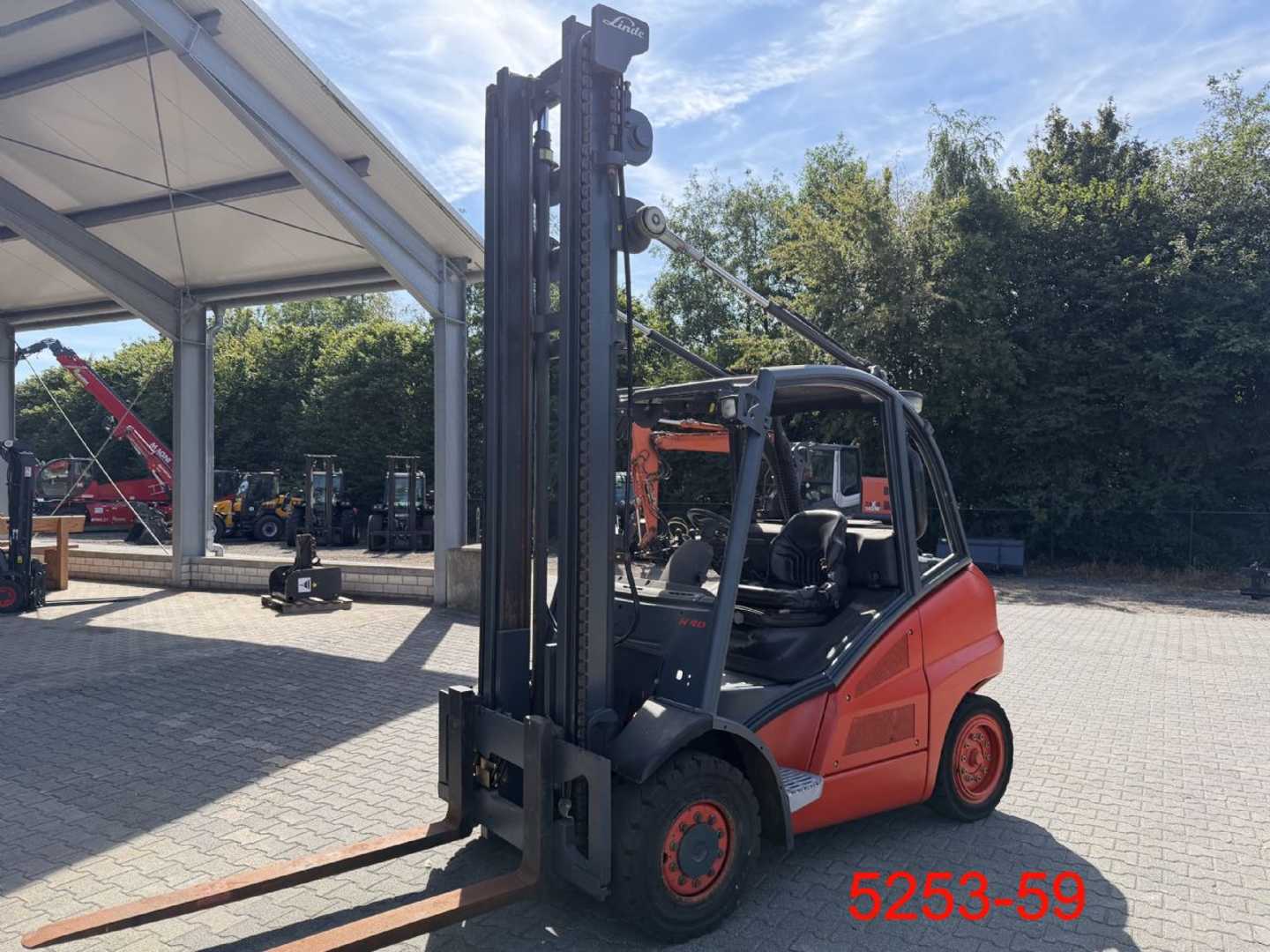 Használt targonca LINDE H 40 D DIESEL VIERRADFRONTSTAPLER (13061077)